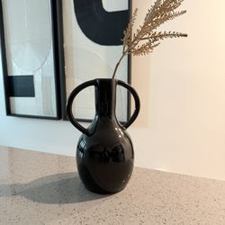 Black Vase with handles