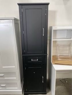 New assembled. Bathroom Cabinet, Storage Cabinet with 2 Doors & 1 Drawer
