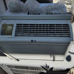 LG Air Conditioner 