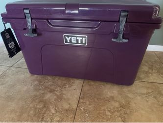 Yeti Tundra 45 Cooler Purple