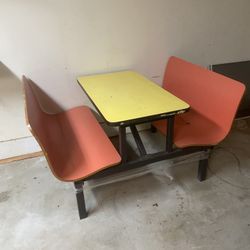 Diner Table And Seat