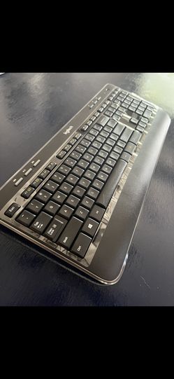 Logitech K520 Wireless Keyboard