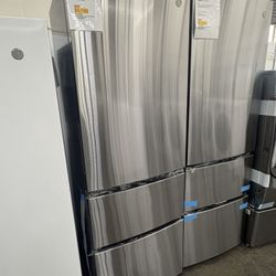 LG 11.9 cu. ft. Bottom Freezer Refrigerator