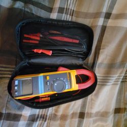 Fluke 381 Remote Display 1000v Clamp Meter