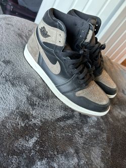 Jordan 1 Mocha 2.0 With Box