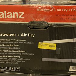 Galanz 0.9 Cu ft Air Fry Countertop Microwave, 900 Watts, Stainless Steel, New