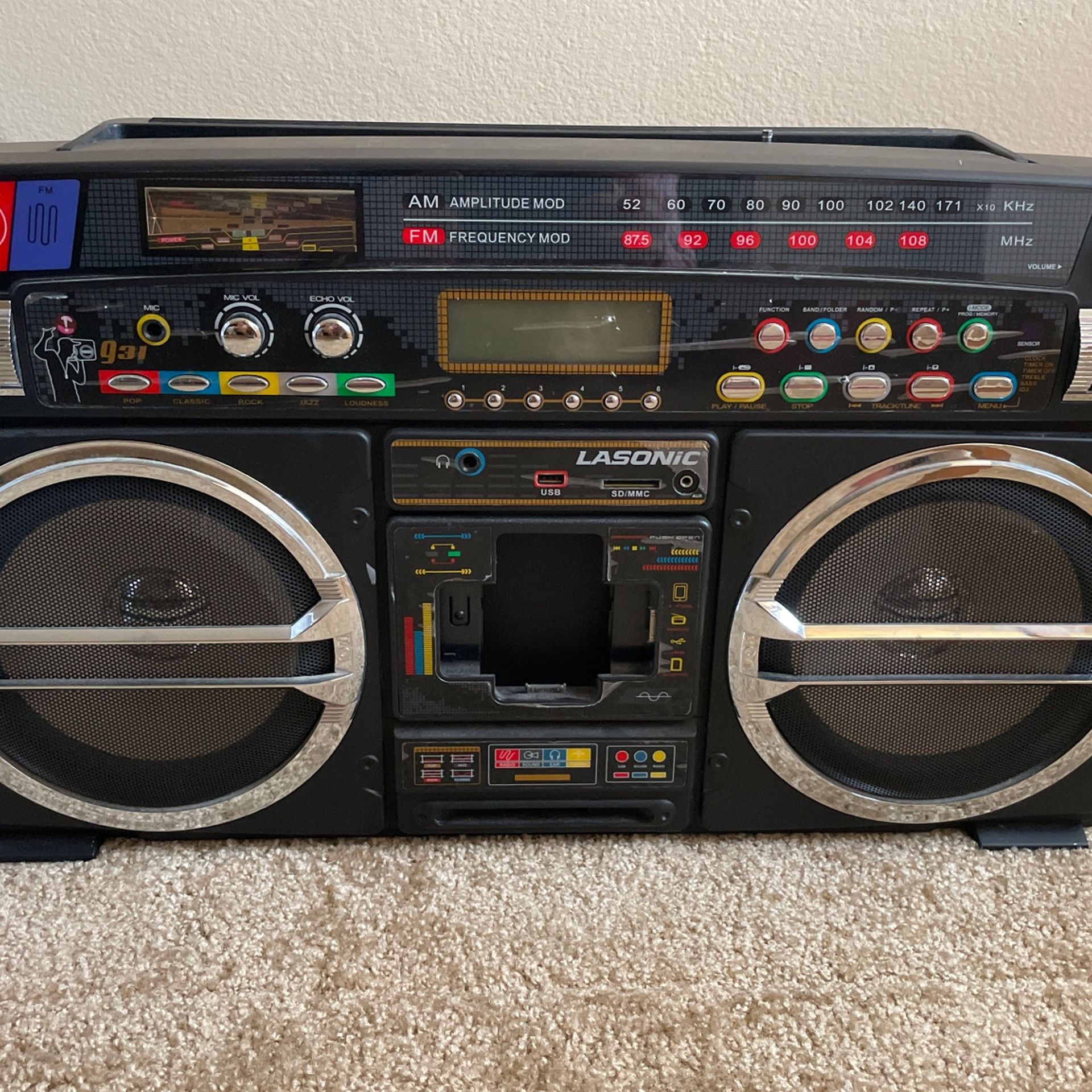 Vintage Lasonic i931 Boombox Music System / iPod dock for Sale in