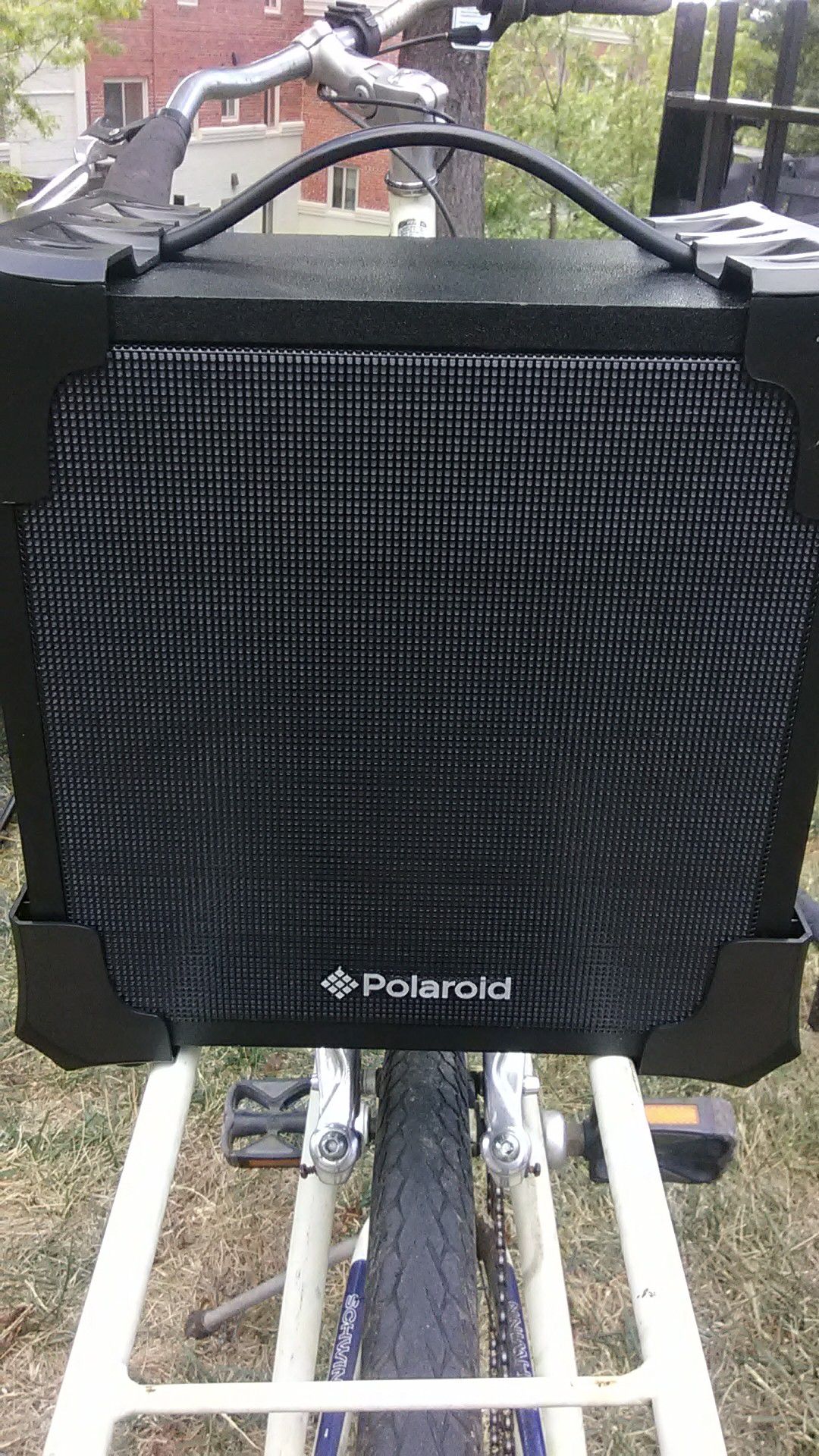 Polaroid Bluetooth speaker