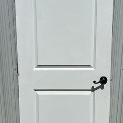Wood Door With Handle 