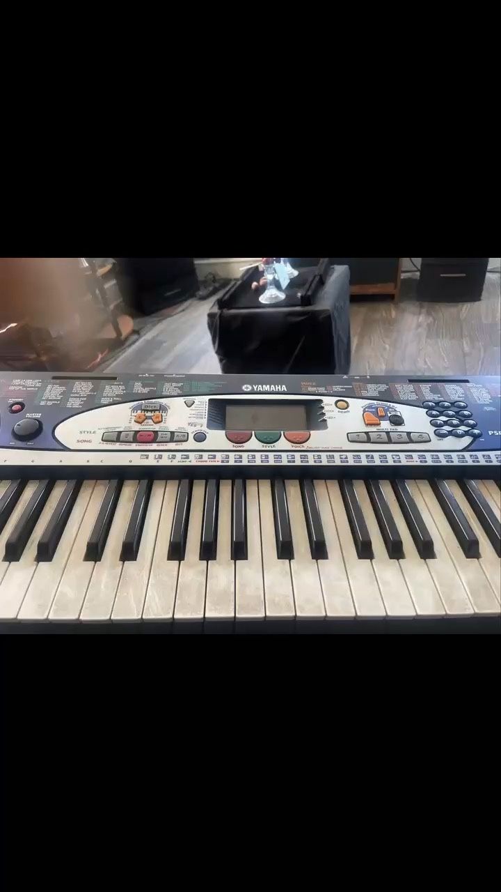 Yamaha Keyboard
