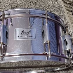 Pearl 14x6.5 Snare Drum 
