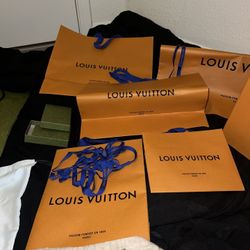 Louis Vuitton 