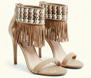 NEW Fringe Heels Size 7.5