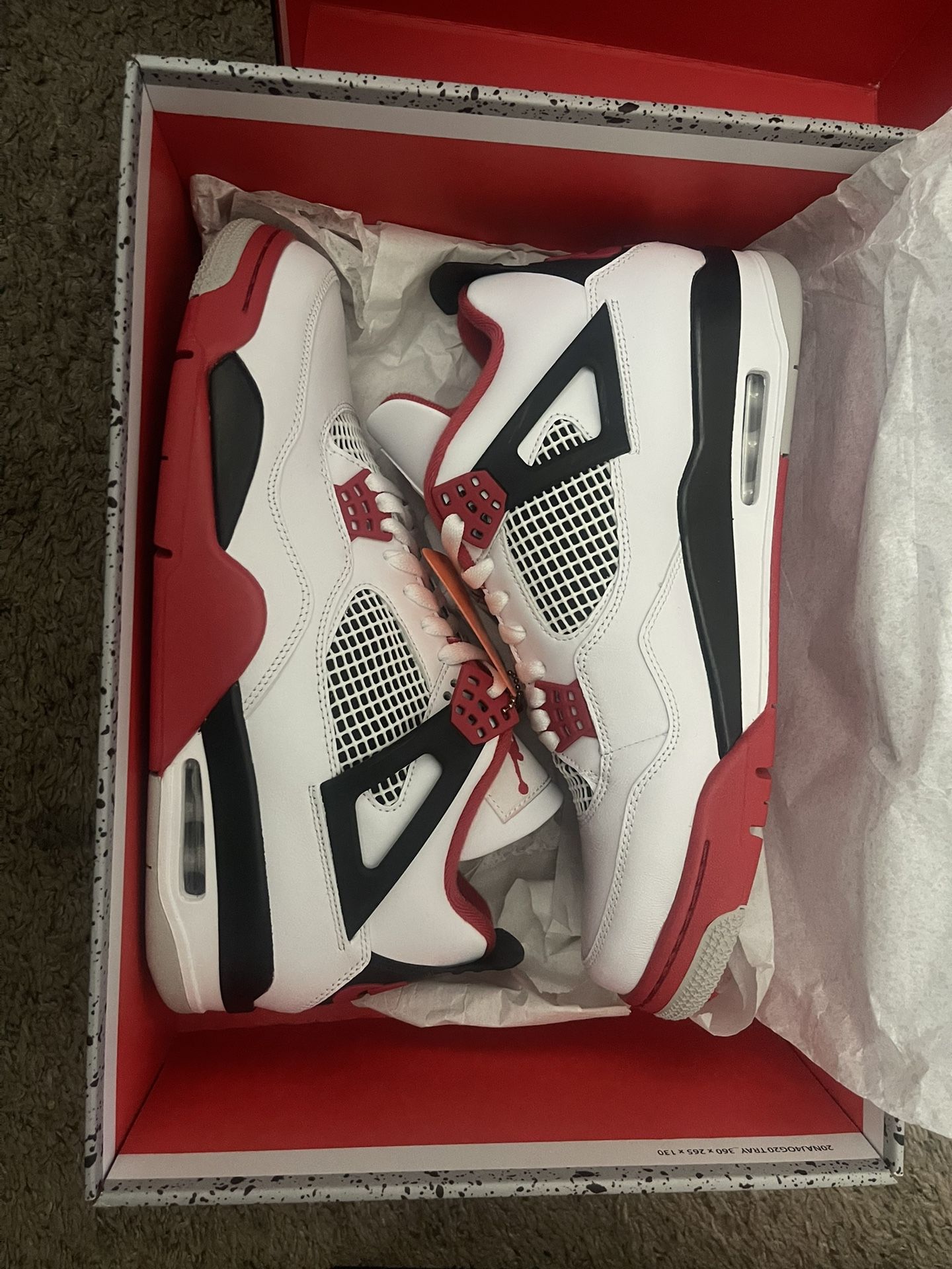 Jordan 4 Retro