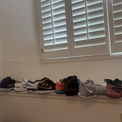 Shoes/clothes/hats