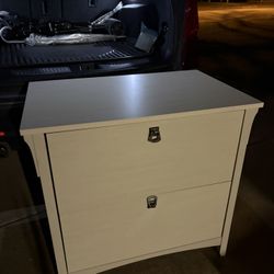 Small Table With 2 Drawers