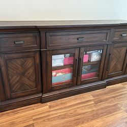 Solid wood sideboard / buffet