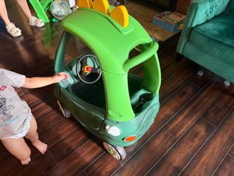 Cozy Coupe Dinosaur