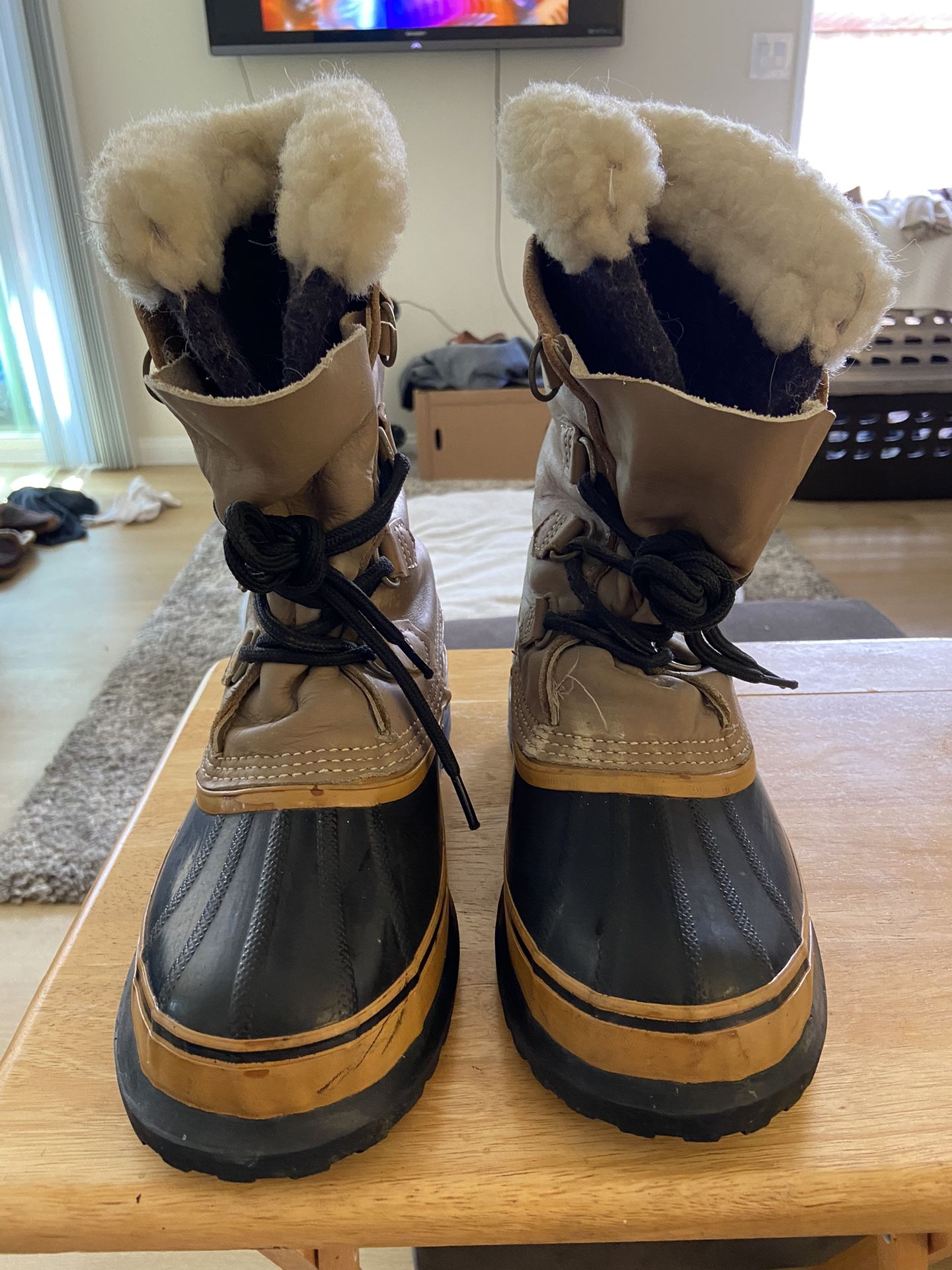 SOREL BOOTS SIZE 7