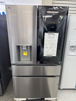 LG Standard-Depth InstaView MyColor 28.6-cu ft 4 -Door Smart Compatible French Door Refrigerator with Dual Ice Maker with Water and Ice Dispenser 