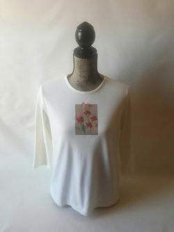 Classic elements women's floral embroidered top size MP