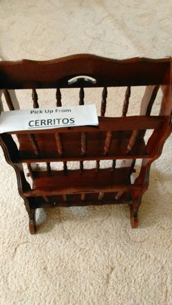 28" tall Centurion olid wood book keeper