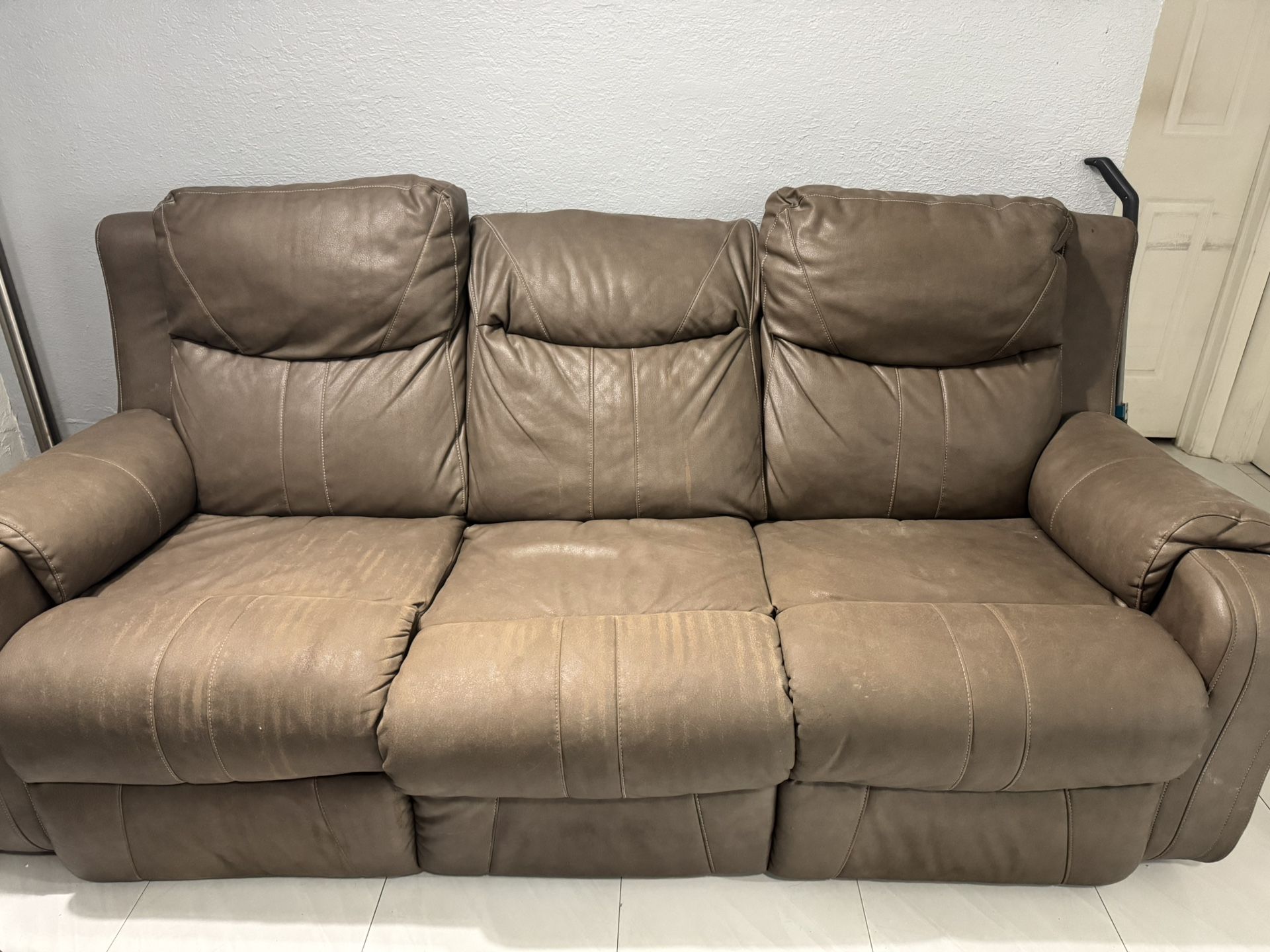 Reclining Sofa Set