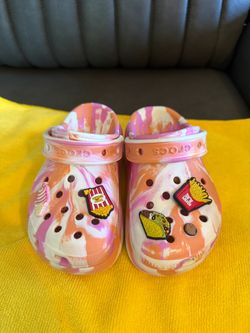 Girls shoes
