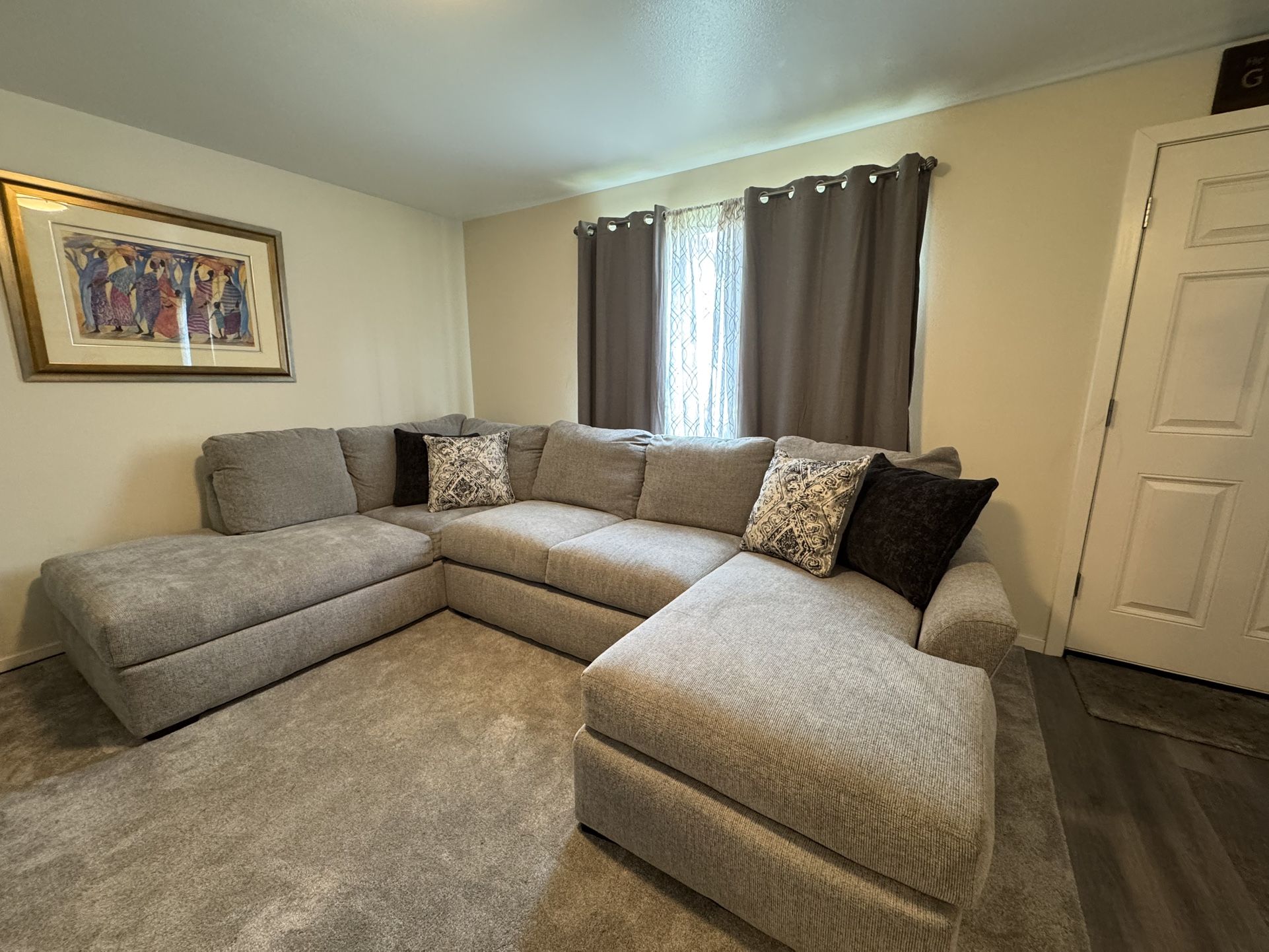 Broyhill Section - EXCELLENT CONDITION!