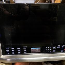 LG Microwave $95