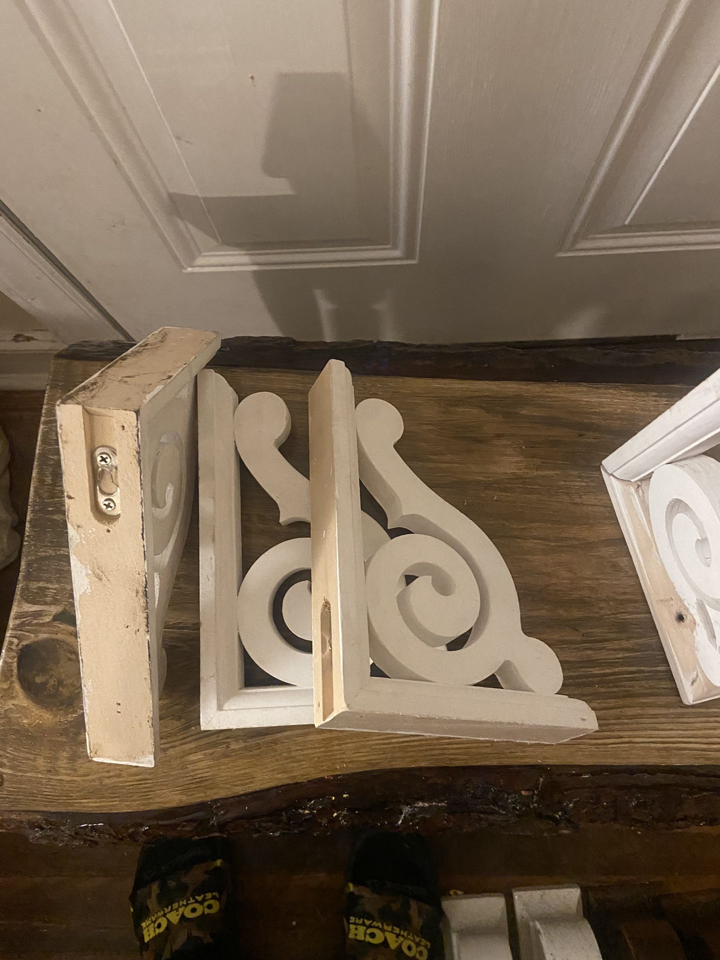 4 Waddell Classic Wood Standard Bracket’s