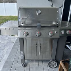 Weber Genesis II LX GS4 Grill – $250