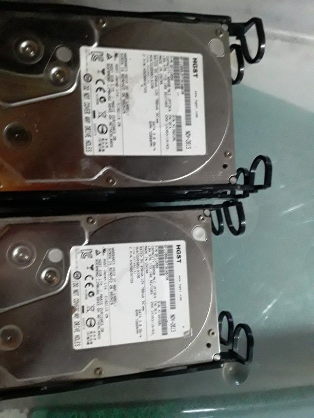 HGST 500GIG HARD DRIVES 3.5IN