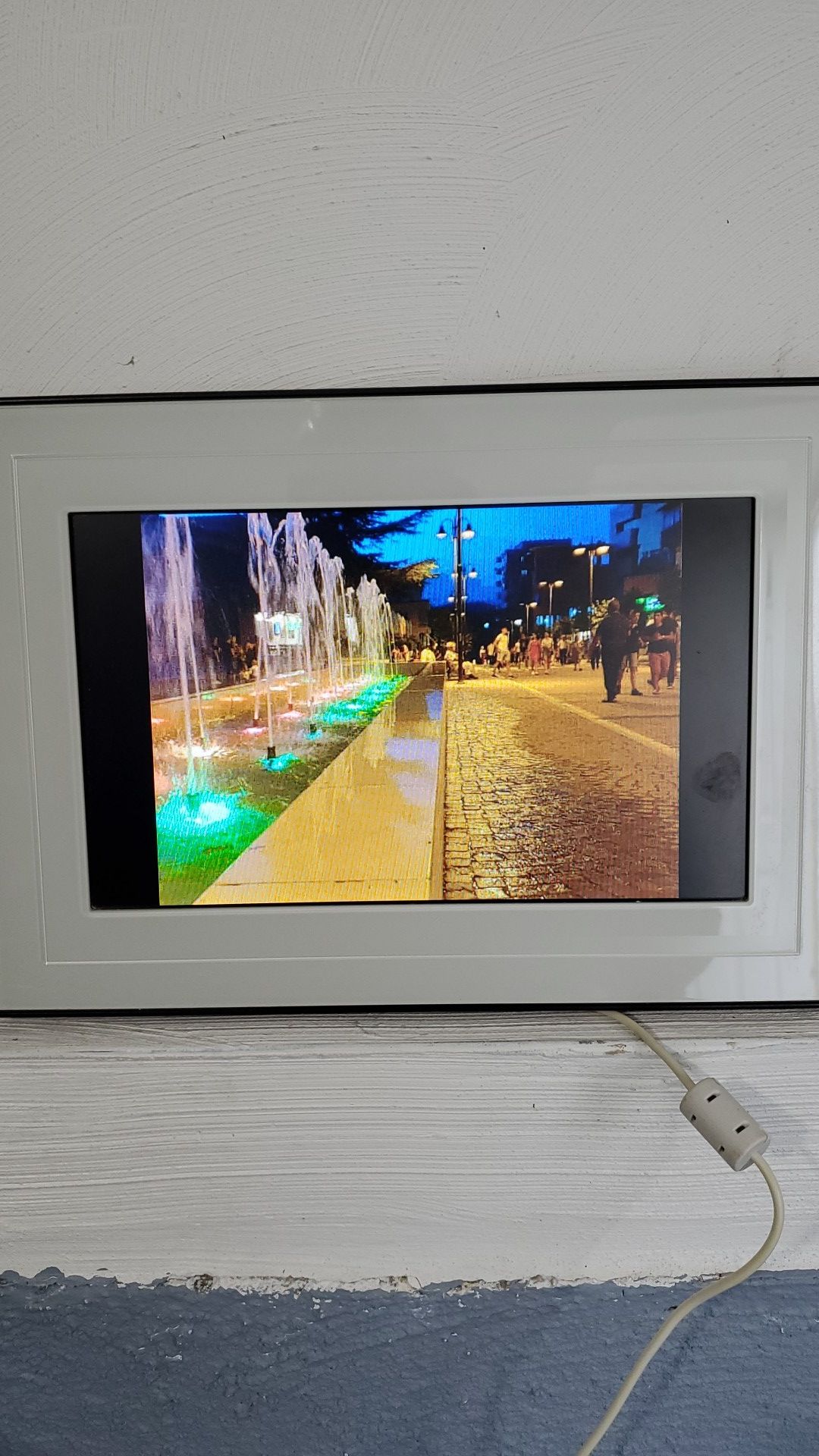 Kodak digital picture frame