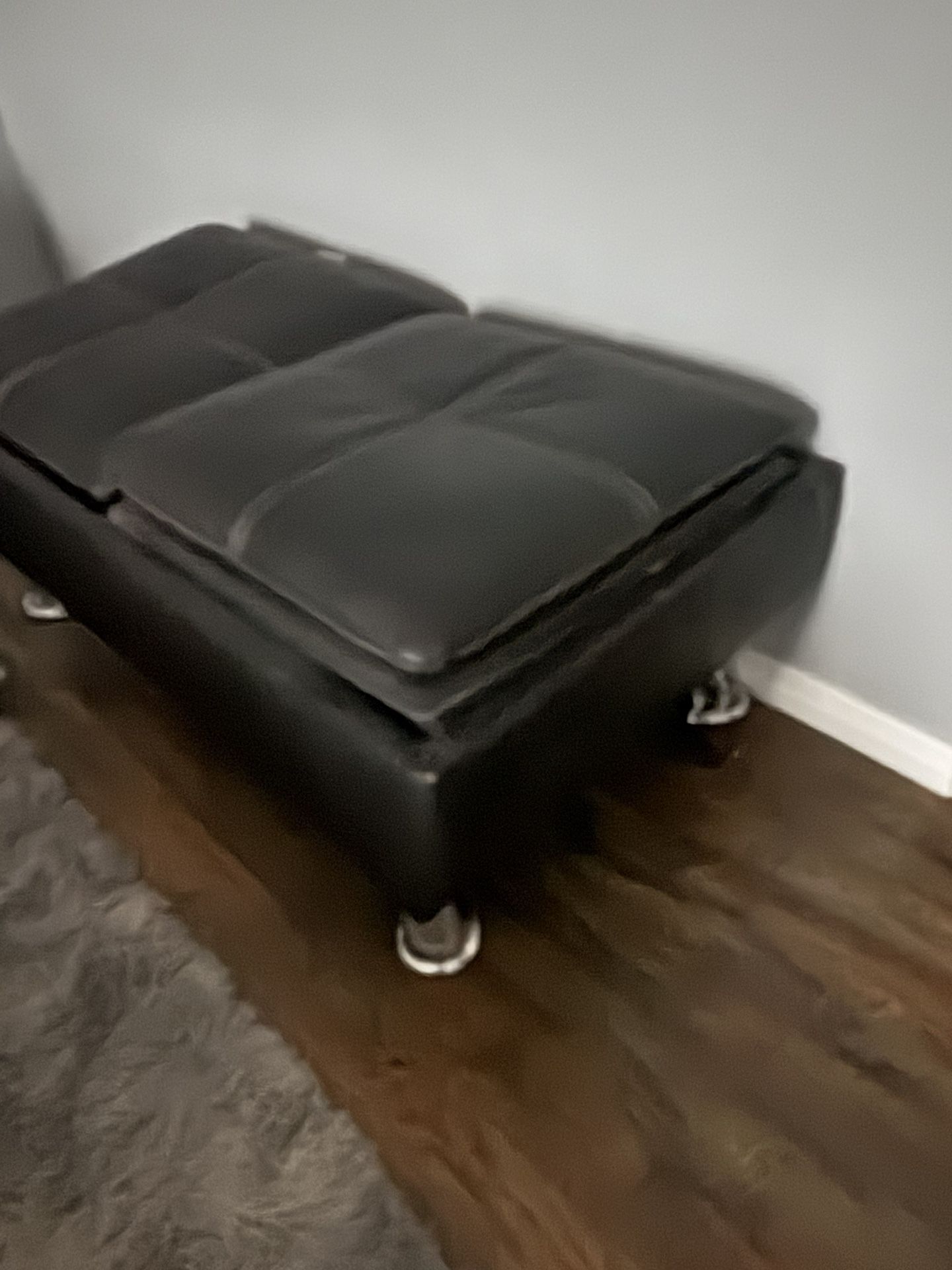 Bench/table / Ottoman/storage