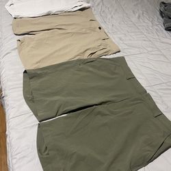 👖 Men’s Golf Shorts Bundle (3 Pairs) – Size 38 – Greg Norman / Kenneth Cole