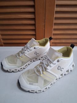 On Cloud X Shift Vapor/Acacia Women's Trainer * Size: 7