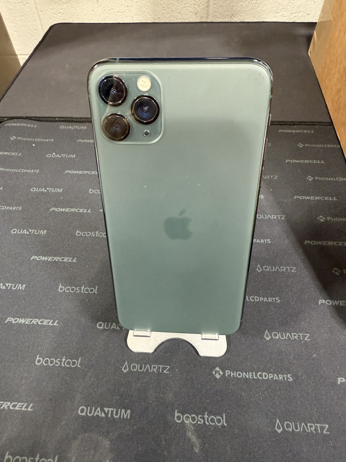 Apple iPhone 11 Pro Max 64GB (Unlocked)
