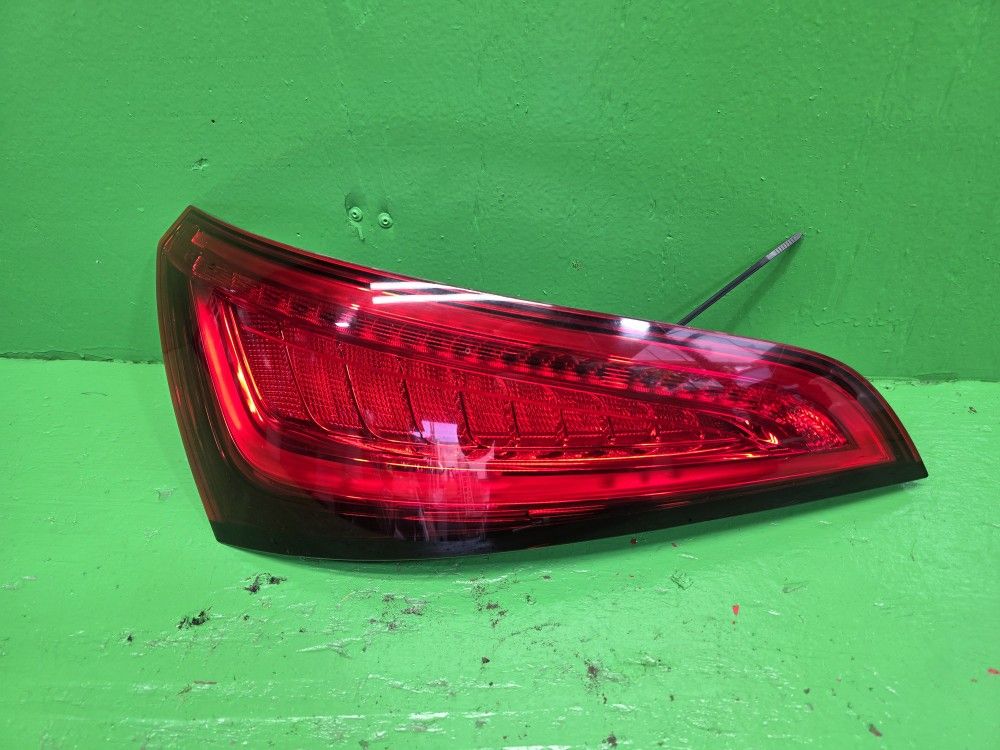 Q5 2013 2014 2015 2016 2017 DRIVER TAILLIGHT OEM