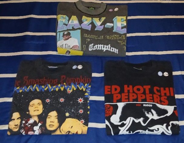 Modern Reprint long sleeve, not vintage (size L & XL). "READ DESCRIPTION PLEASE".  