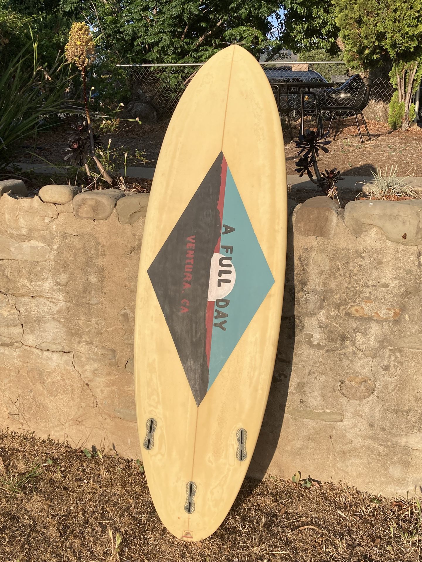 6'2" Surfboard Artwork
