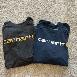 Bundle of 2 Men’s Carhartt Tshirts