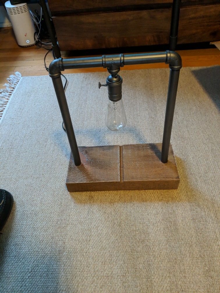 Mercantile Design Industrial Lamp