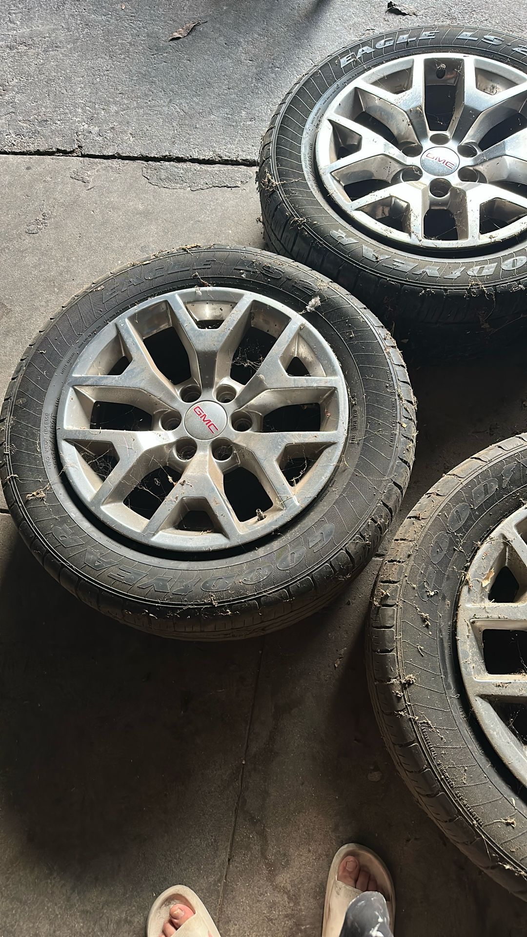 4 GMC Sierra Rims with Tires – $550