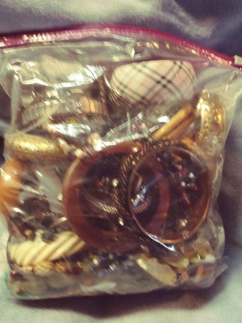 Vintage And Antique Bracelet Huge Assorted Untested Lot 3Lbs And 6oz