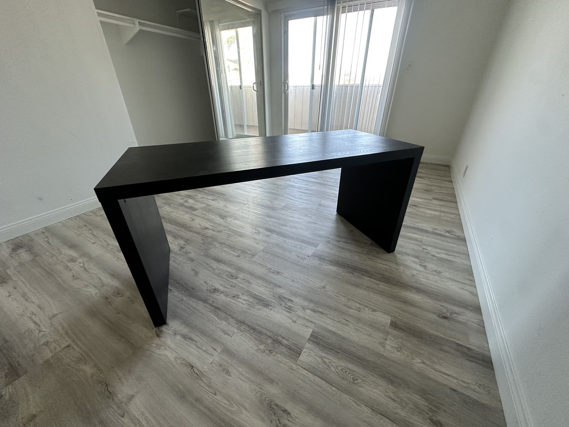 Large Desk