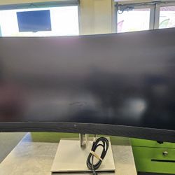 HP E34m G4 WQHD Curved USB-C Conferencing Monitor