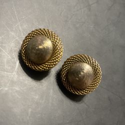 Vintage Gold Tones Clip Earrings