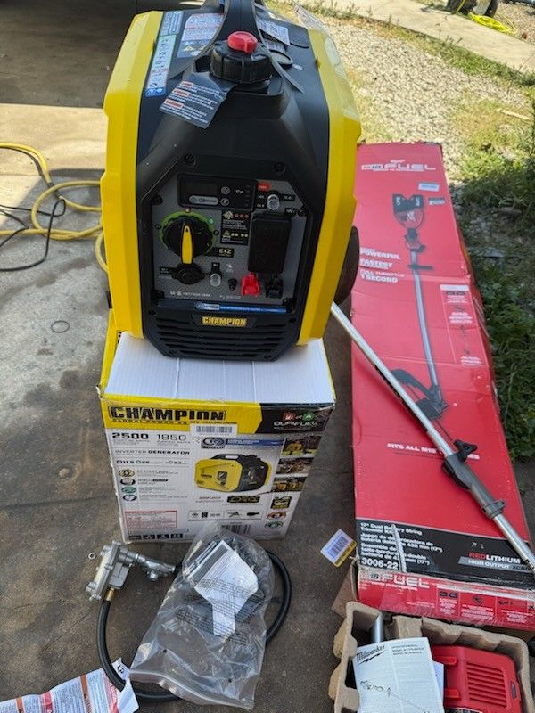 2500/1850-Watt Recoil Start Gasoline/Propane Powered Dual Fuel Inverter Generator with Quiet Technology and CO Shield
by
Champion Power Equipment