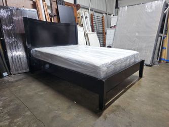 Queen bed and mattress